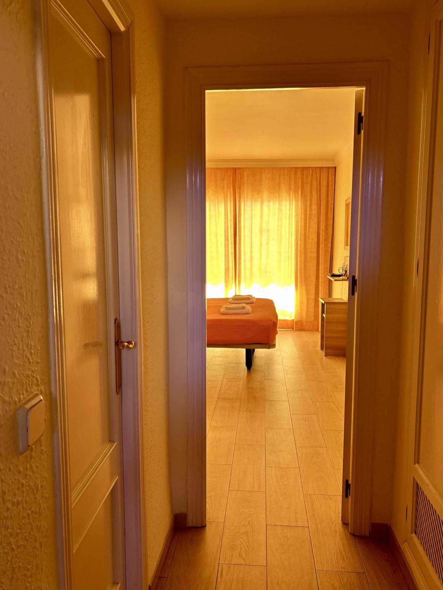 Stella Maris Estrella Del Mar Ecobeach Фуeнхирола Екстериор снимка